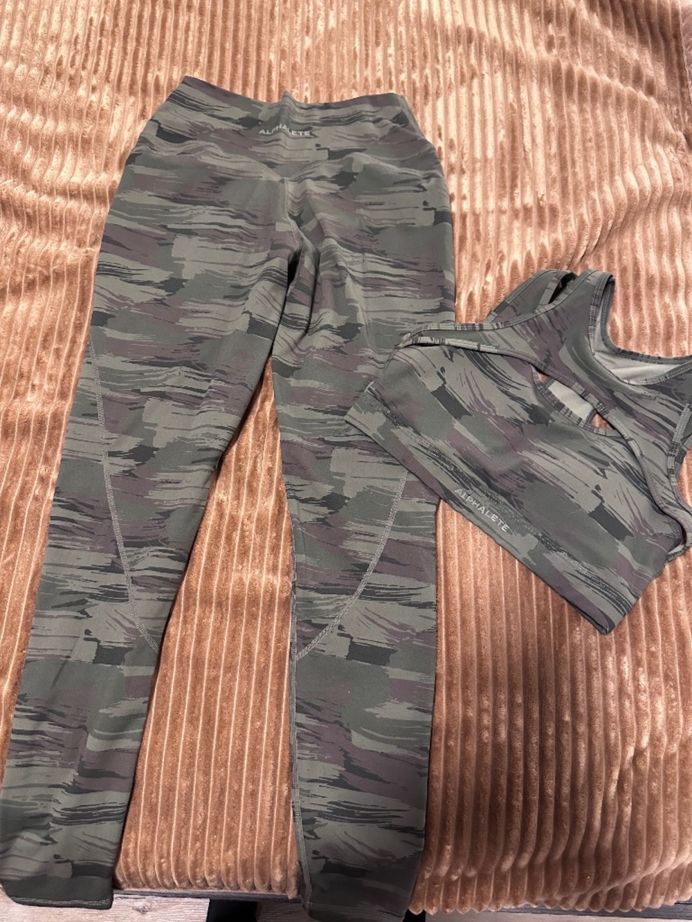 Alphalete set